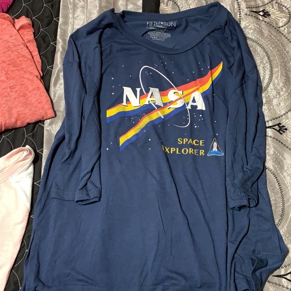 Womens 5 Tee bundle - Picture 4 of 8